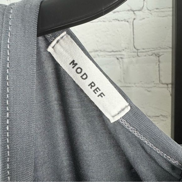 Mod Ref Gray Ruffle Tie Back T-Shirt Size Large - Picture 3 of 7